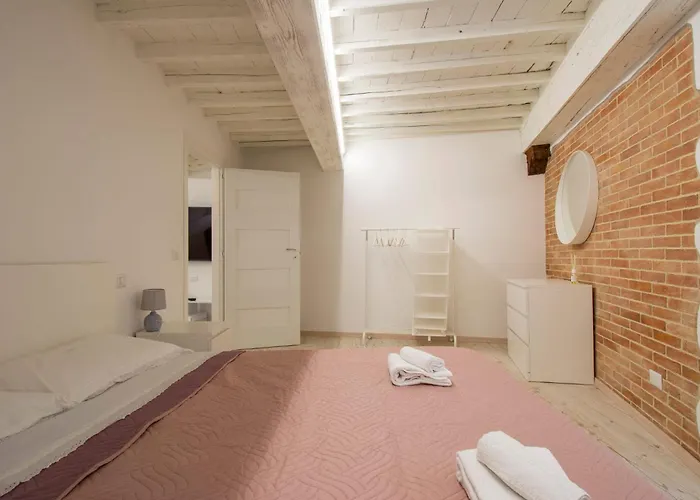 Guesthost - Casa Di Alice - Elegance In The Centre